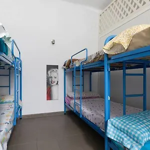 https://bedcelona-gracia-hostel.topbarcelonahotels.com